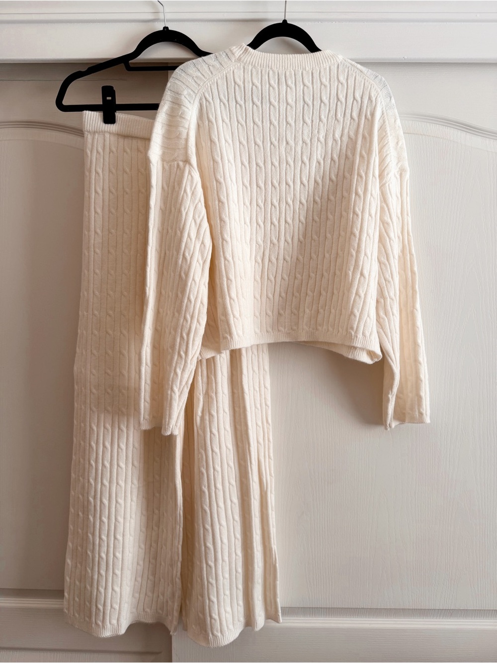 AnotherChill Women's Cable Knit Sweater Lounge Set - Picture 3 of 4